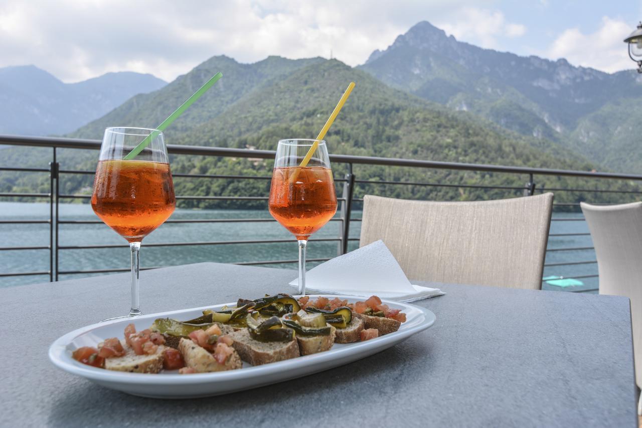 Albergo Mezzolago Εξωτερικό φωτογραφία